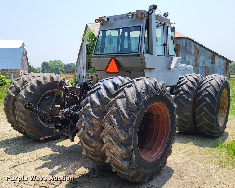 image for item DP5170 1975 White 4-150 Field Boss  4WD tractor