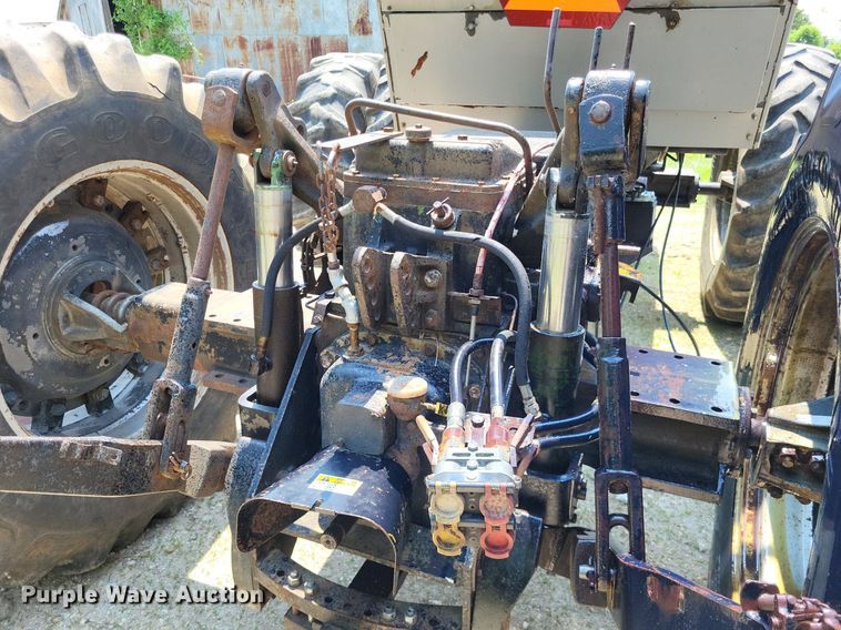 image for item DP5170 1975 White 4-150 Field Boss  4WD tractor