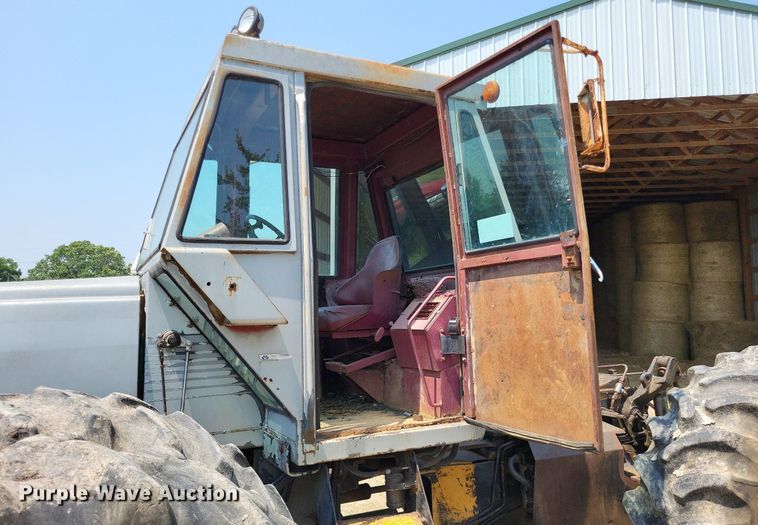 image for item DP5170 1975 White 4-150 Field Boss  4WD tractor