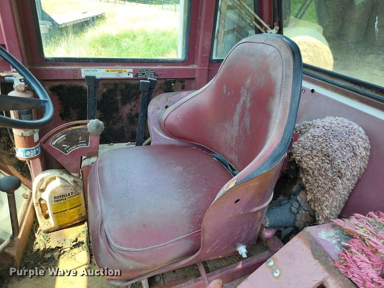 image for item DP5170 1975 White 4-150 Field Boss  4WD tractor