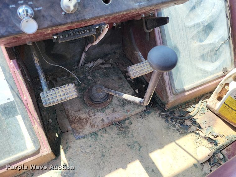 image for item DP5170 1975 White 4-150 Field Boss  4WD tractor