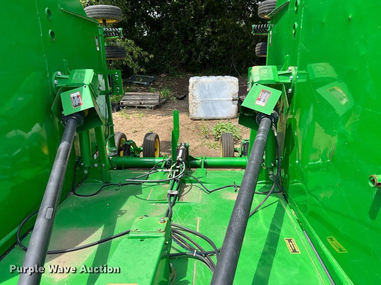image for item DQ2081 2019 John Deere M20  batwing rotary mower