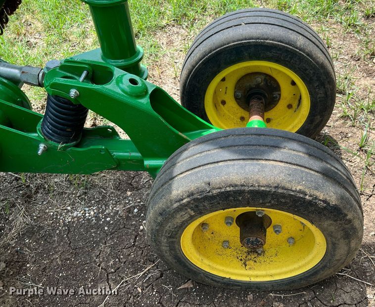 image for item DQ2081 2019 John Deere M20  batwing rotary mower