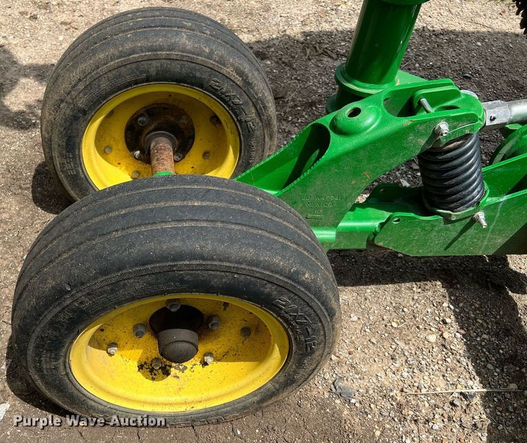 image for item DQ2081 2019 John Deere M20  batwing rotary mower