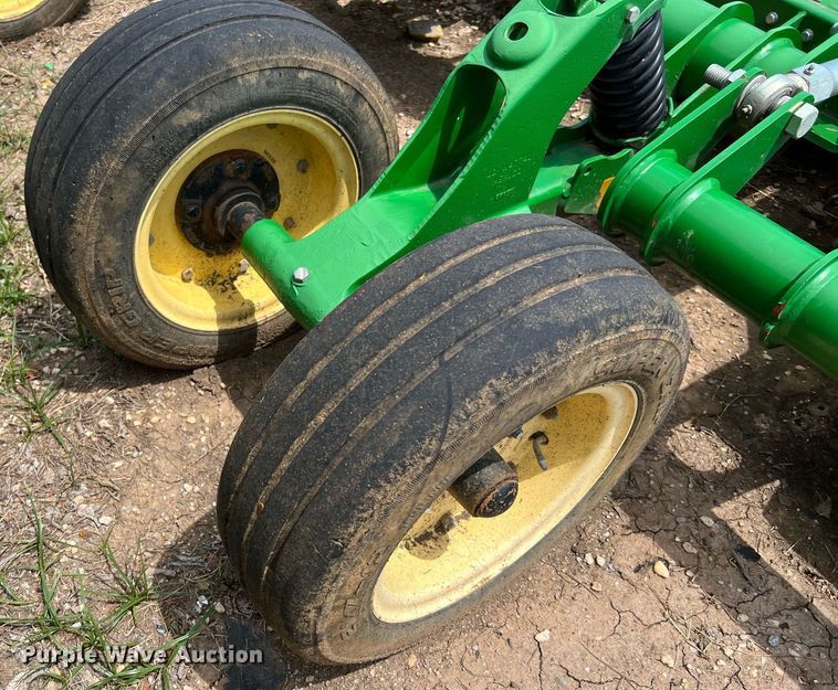 image for item DQ2082 2019 John Deere M20  batwing rotary mower