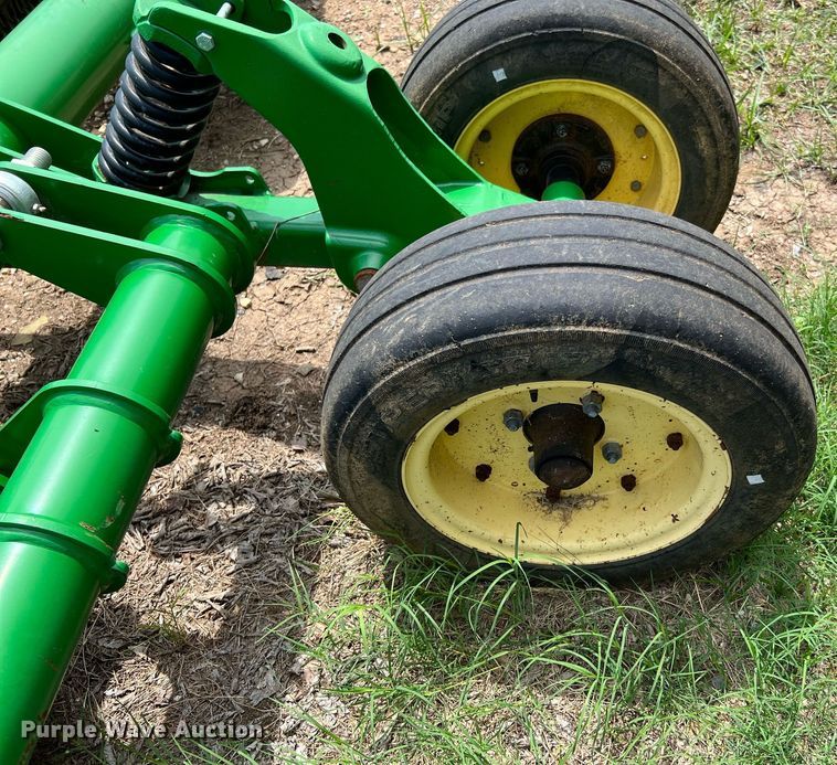 image for item DQ2082 2019 John Deere M20  batwing rotary mower