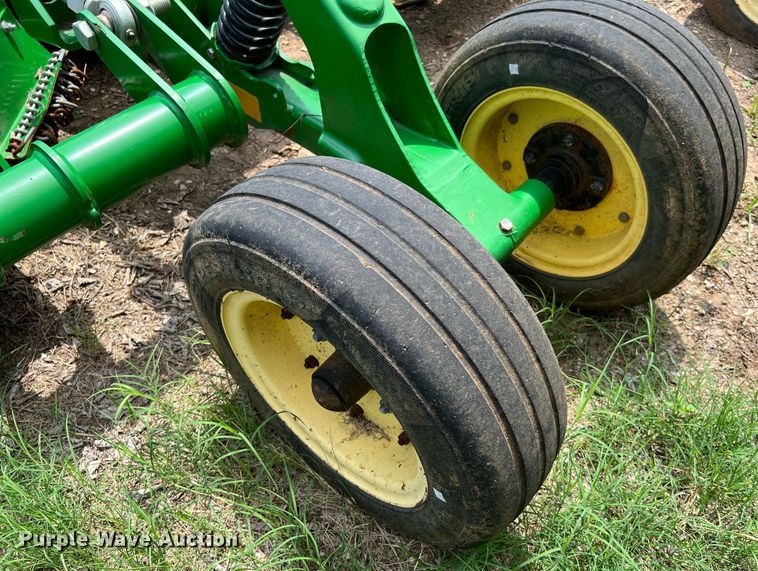 image for item DQ2082 2019 John Deere M20  batwing rotary mower