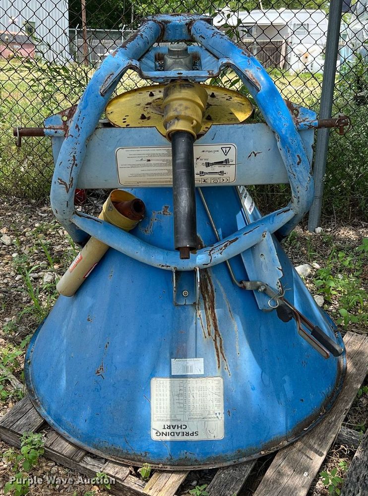 image for item DQ2092 Spreader