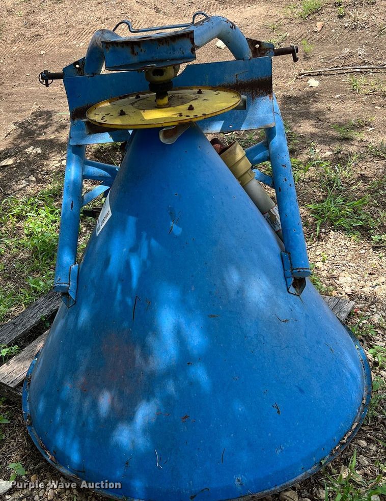 image for item DQ2092 Spreader