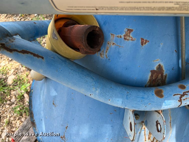 image for item DQ2092 Spreader