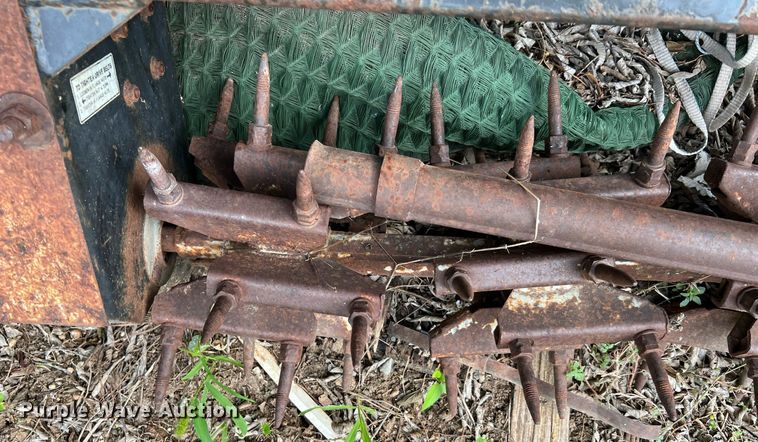 image for item DQ2094 (2) pieces of ag equipment