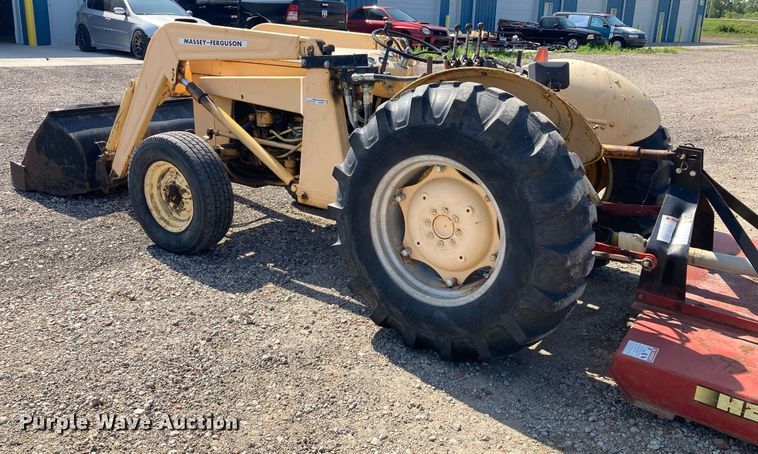 image for item HN9909 Massey Ferguson 204  tractor