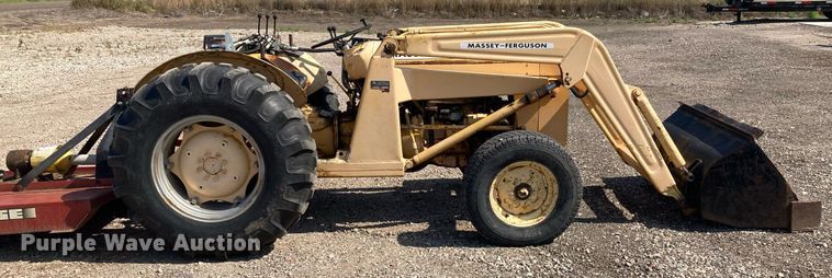 image for item HN9909 Massey Ferguson 204  tractor