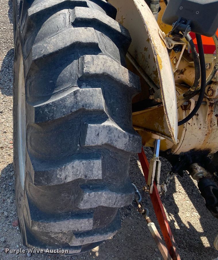 image for item HN9909 Massey Ferguson 204  tractor