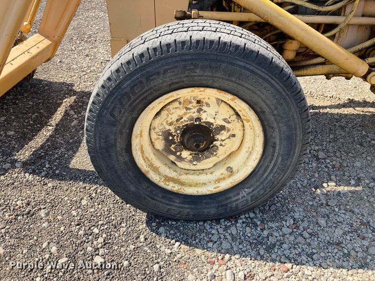 image for item HN9909 Massey Ferguson 204  tractor