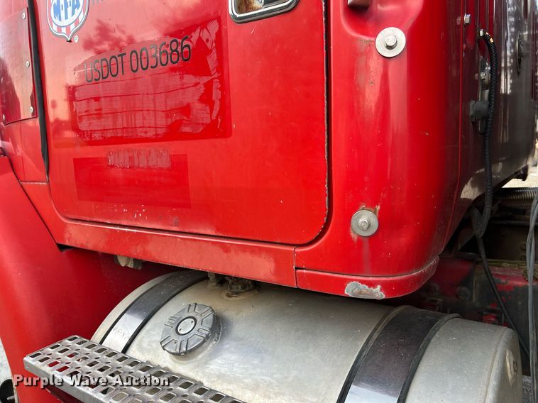 image for item II9172 Volvo  flatbed truck