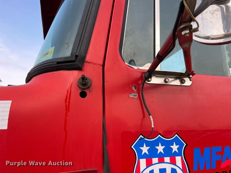 image for item II9172 Volvo  flatbed truck