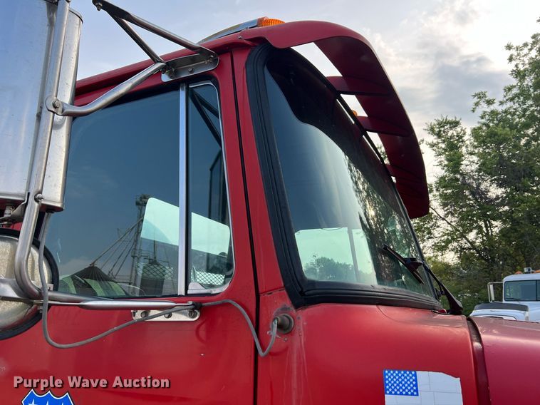 image for item II9172 Volvo  flatbed truck