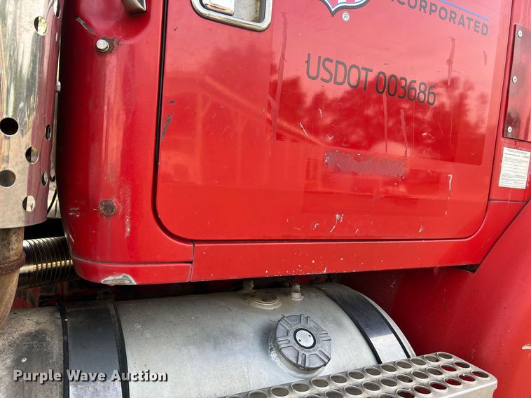 image for item II9172 Volvo  flatbed truck