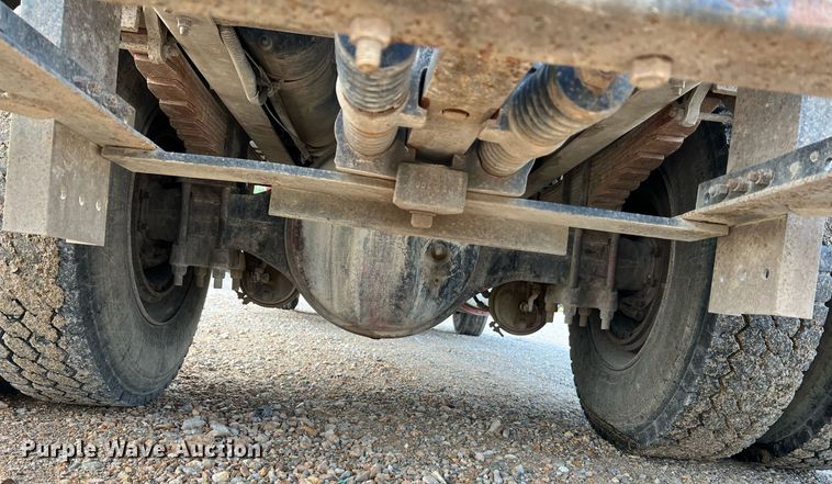 image for item II9172 Volvo  flatbed truck