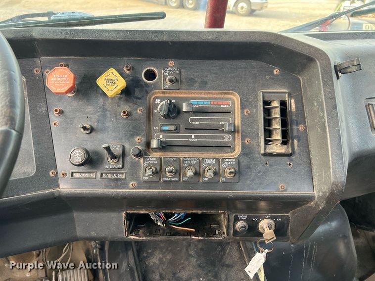 image for item II9172 Volvo  flatbed truck