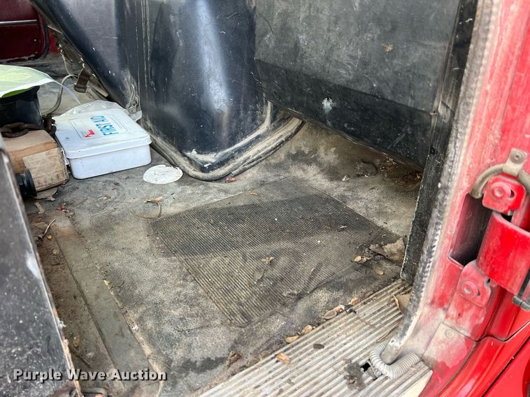 image for item II9172 Volvo  flatbed truck