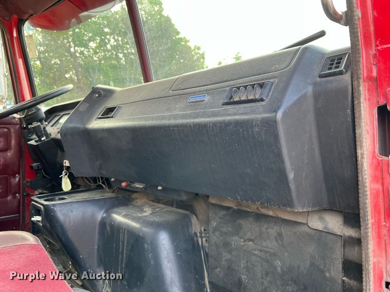 image for item II9172 Volvo  flatbed truck