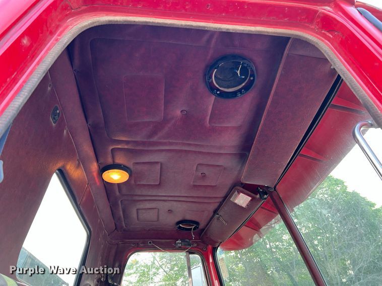 image for item II9172 Volvo  flatbed truck