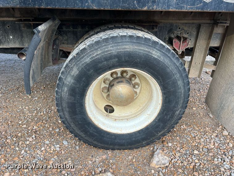 image for item II9172 Volvo  flatbed truck