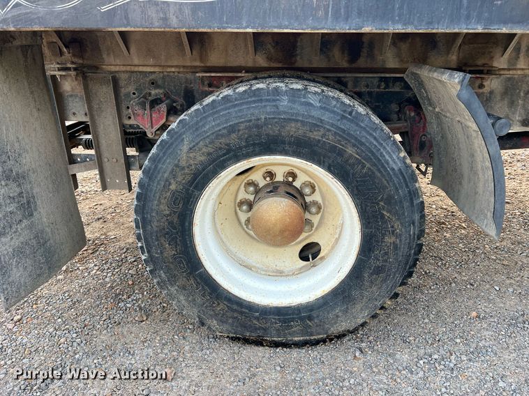 image for item II9172 Volvo  flatbed truck