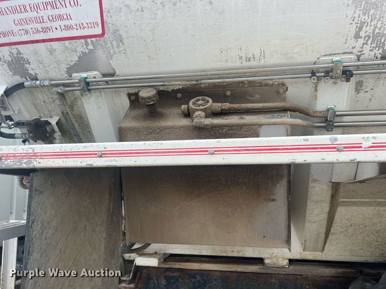 image for item II9177 1990 International 2554  applicator truck