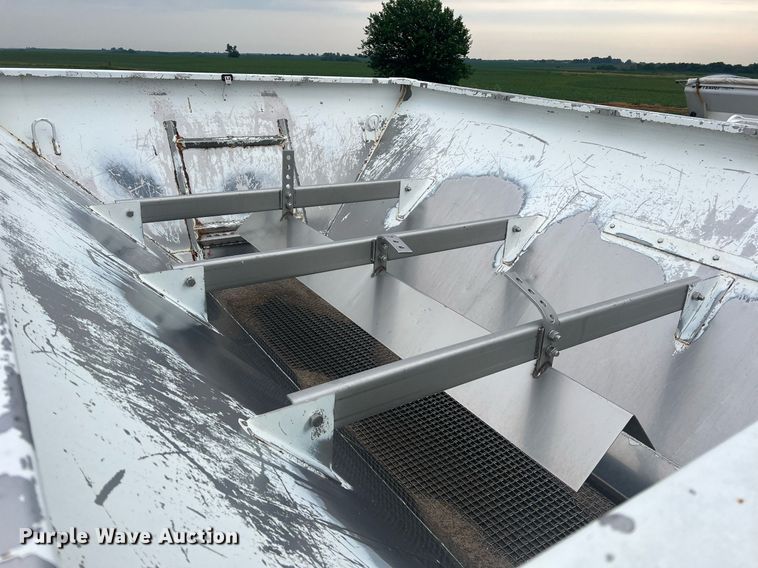 image for item II9177 1990 International 2554  applicator truck