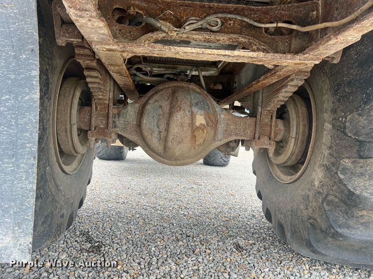 image for item II9177 1990 International 2554  applicator truck