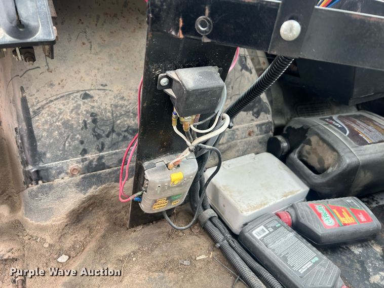 image for item II9177 1990 International 2554  applicator truck