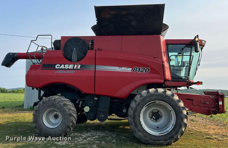 image for item II9193 2010 Case IH 8120  RWA combine