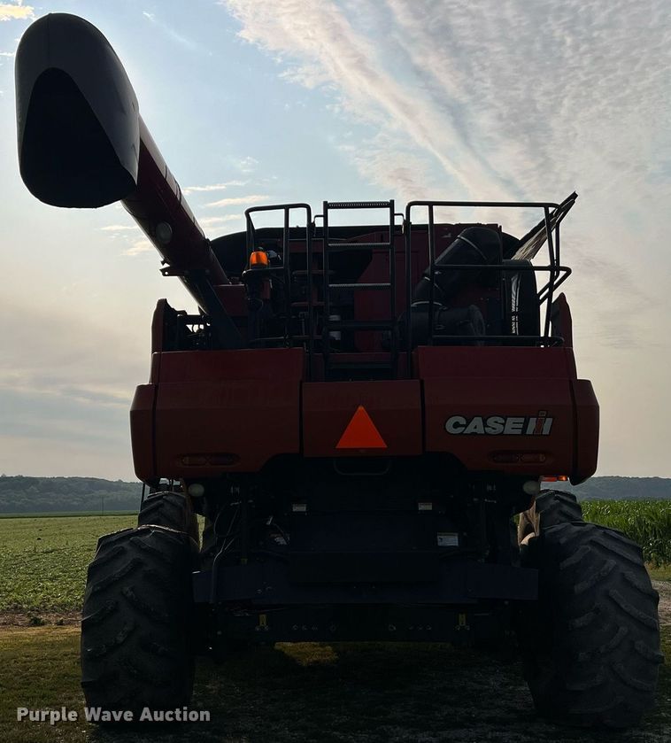 image for item II9193 2010 Case IH 8120  RWA combine