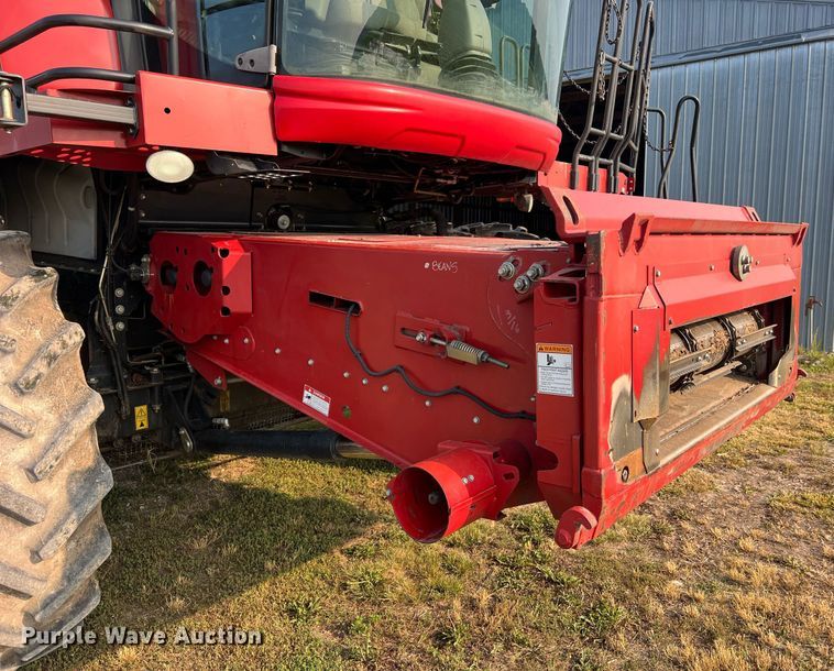 image for item II9193 2010 Case IH 8120  RWA combine