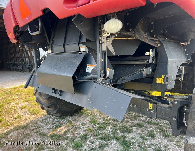 image for item II9193 2010 Case IH 8120  RWA combine