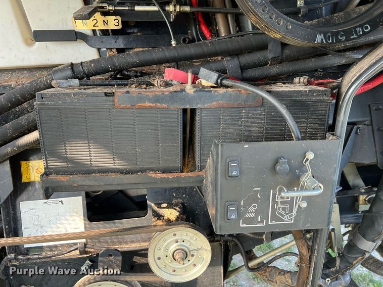 image for item II9193 2010 Case IH 8120  RWA combine