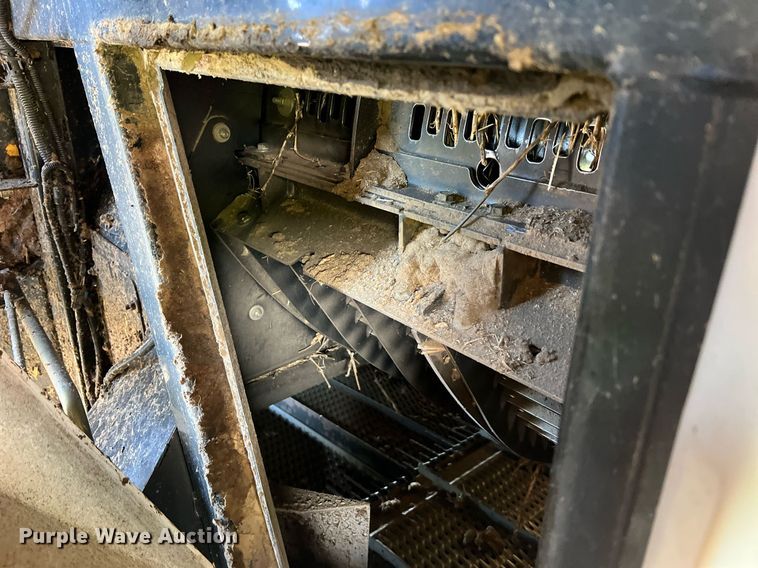 image for item II9193 2010 Case IH 8120  RWA combine