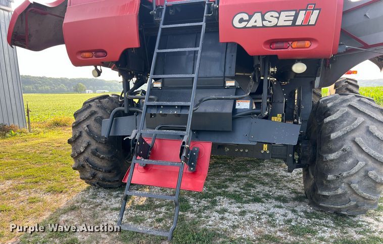 image for item II9193 2010 Case IH 8120  RWA combine