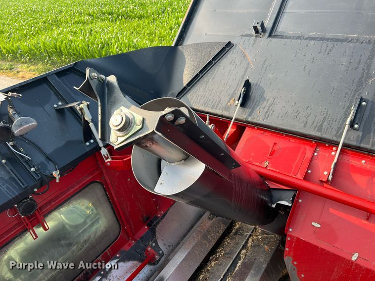 image for item II9193 2010 Case IH 8120  RWA combine