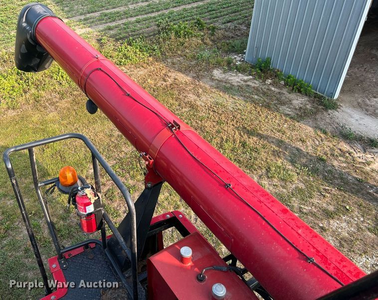 image for item II9193 2010 Case IH 8120  RWA combine