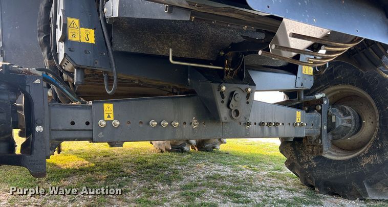 image for item II9193 2010 Case IH 8120  RWA combine