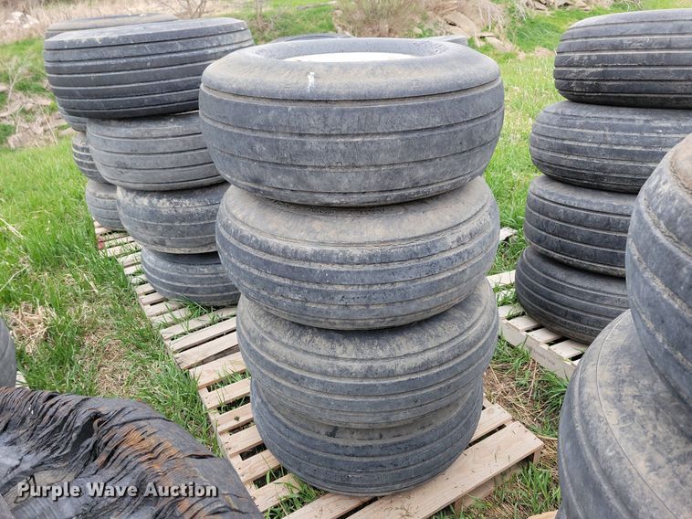 image for item JO9071 (16) Firestone 14L-16.1 tires