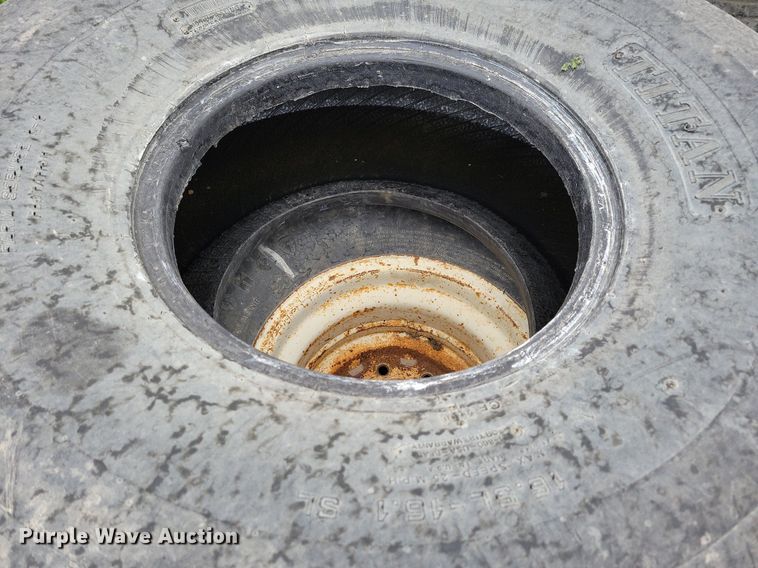 image for item JO9071 (16) Firestone 14L-16.1 tires