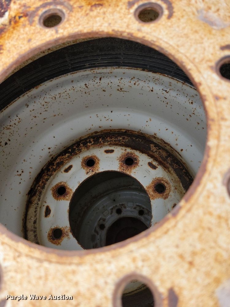 image for item JO9071 (16) Firestone 14L-16.1 tires