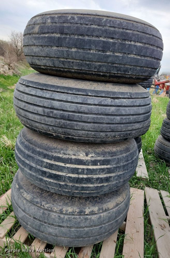 image for item JO9071 (16) Firestone 14L-16.1 tires