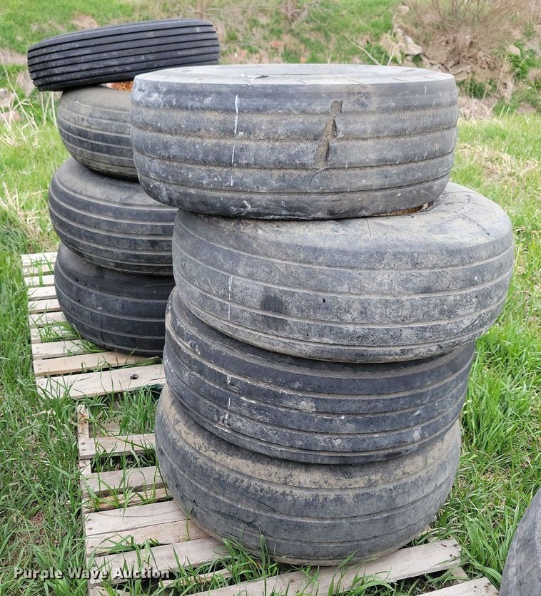 image for item JO9072 (15) Firestone 14L-16.1 tires