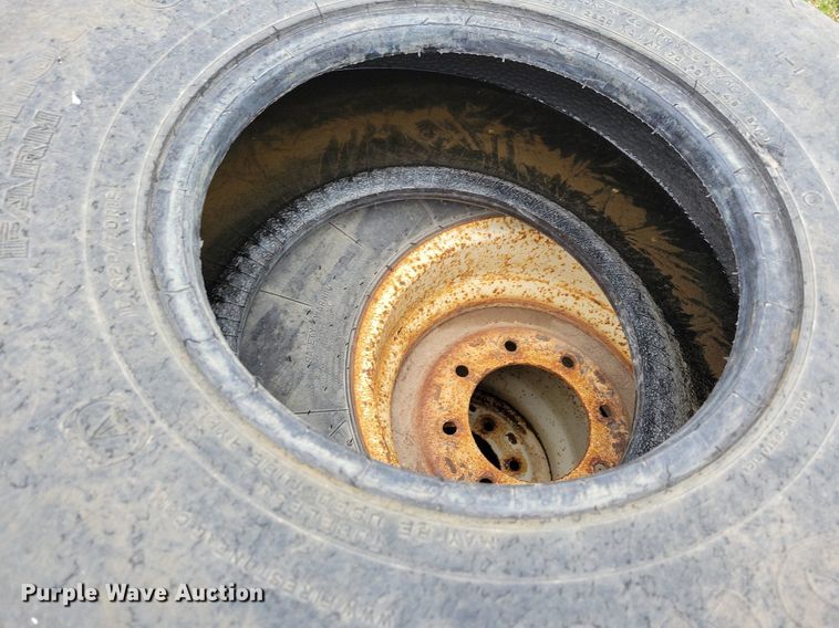 image for item JO9072 (15) Firestone 14L-16.1 tires